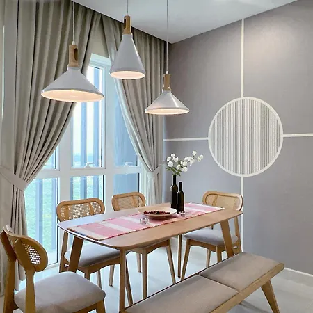 Medini Signature Iskandar Puteri Near Legoland By Cactus Homestay Thm Nusajaya  Exterior photo