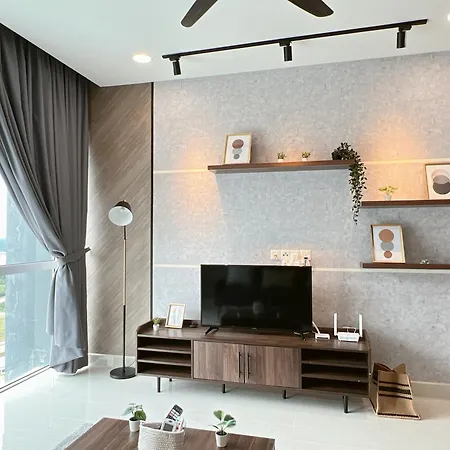 Medini Signature Iskandar Puteri Near Legoland By Cactus Homestay Thm Nusajaya  Exterior photo
