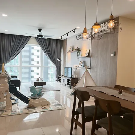 Medini Signature Iskandar Puteri Near Legoland By Cactus Homestay Thm Nusajaya  Exterior photo