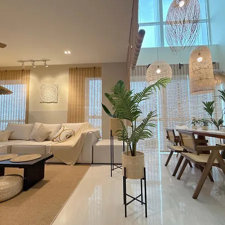 Medini Signature Iskandar Puteri Near Legoland By Cactus Homestay Thm Nusajaya  Exterior photo