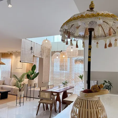 Medini Signature Iskandar Puteri Near Legoland By Cactus Homestay Thm Nusajaya  Exterior photo